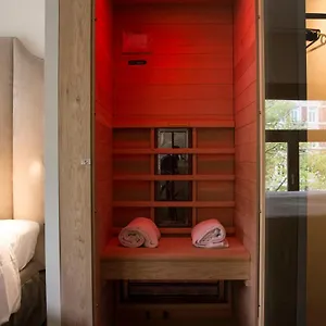 https://house-of-amstel.amsterdamhotelsnl.com